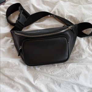 Leatherology Blake belt bag